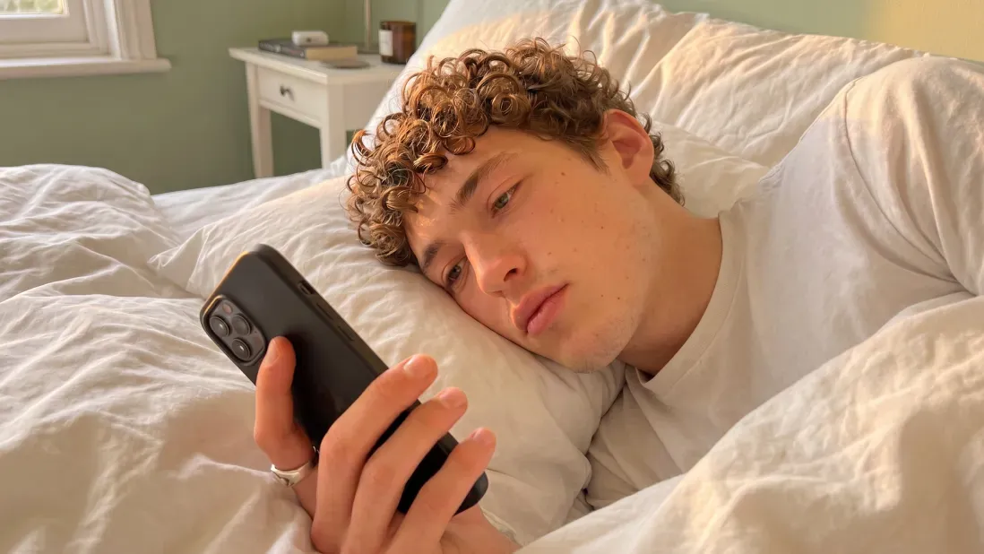 Why Can't I Stay Asleep, and What's the Solution?
