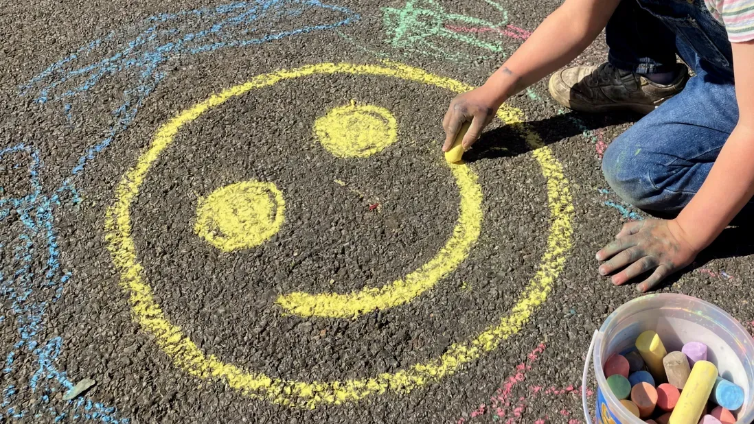 How to Track Your Mood Using Journals, Apps, and Simple Habits