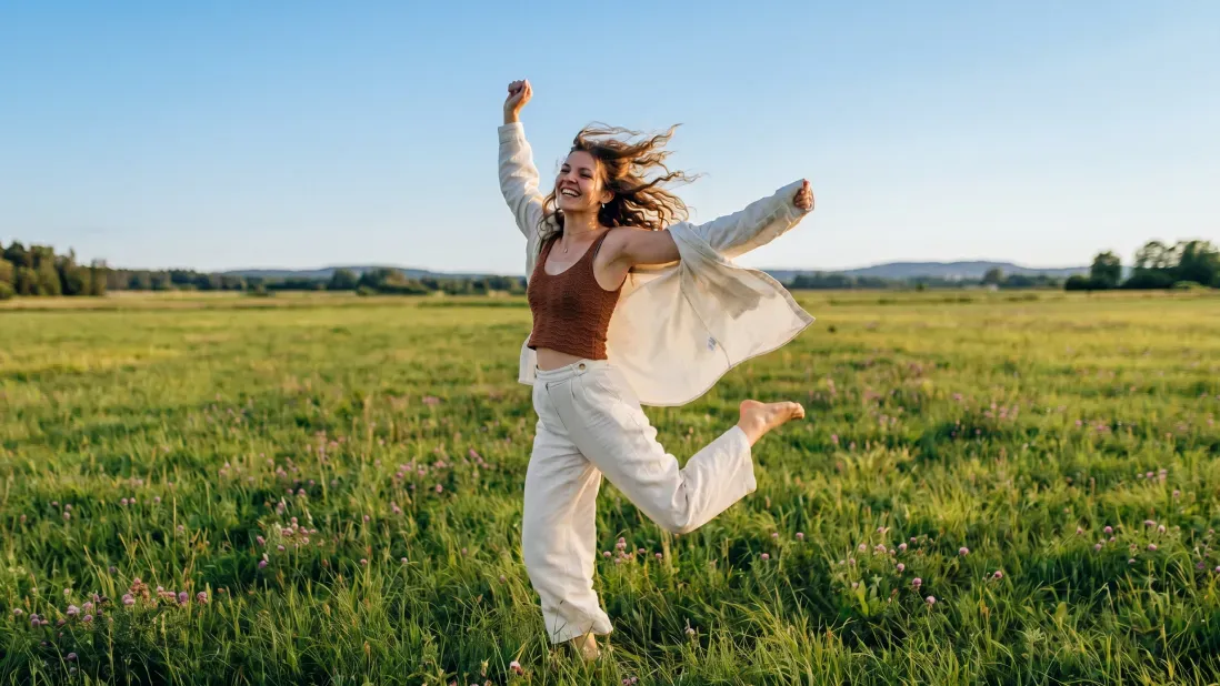How to Stop People Pleasing and Start Listening to Yourself